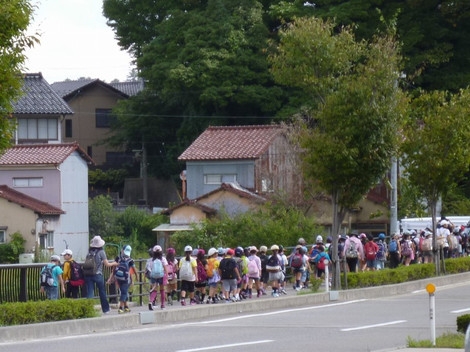 小学生の遠足
