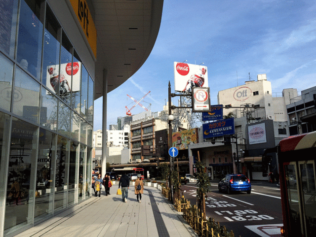 片町キララ前
