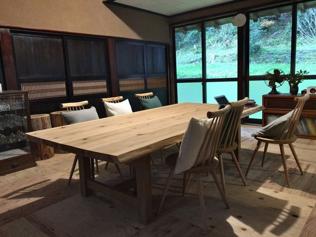 forestlivingroom.jpg