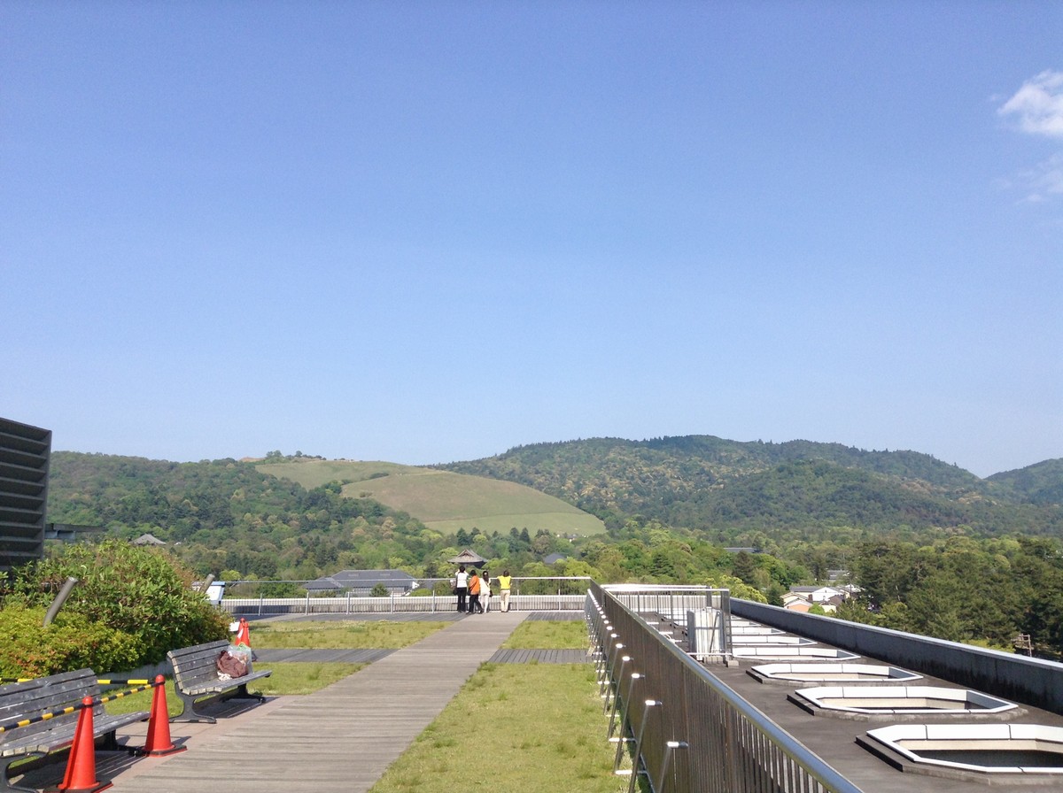 奈良県庁の屋上展望台　東側から見える風景