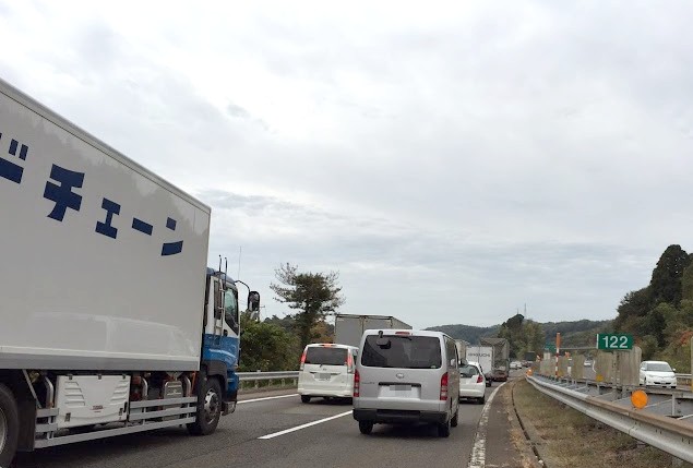 北陸高速道路も渋滞