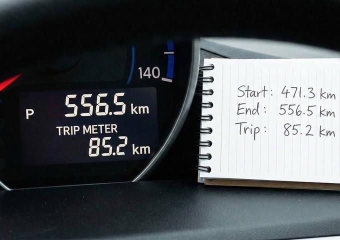 自動車の走行距離やスピ土メーターはどこまで信頼できるか