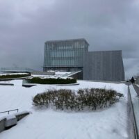 西田幾多郎記念哲学館は雪で冬の装いになりました