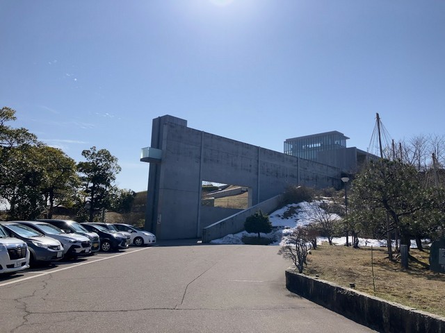 西田幾多郎記念哲学館の2月読書会は春の気配