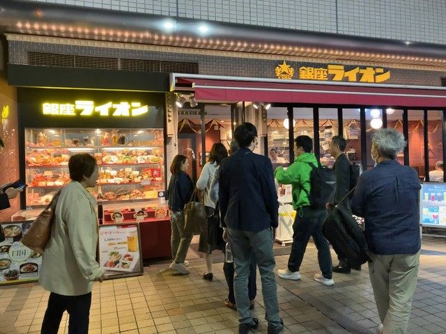 銀座ライオン川口店