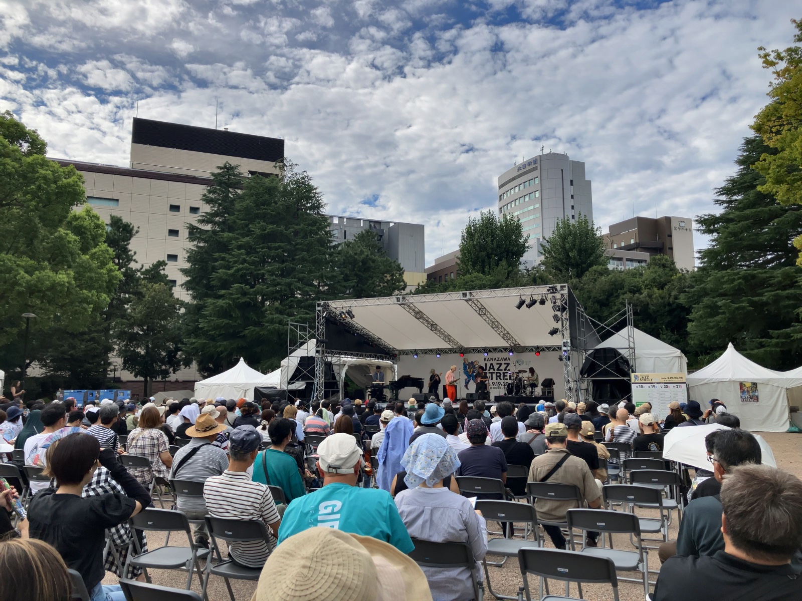 秋晴れの金沢JAZZ STREETで5つのライブをはしごしました、マチナカのあちこちがステージになった土曜日